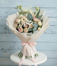 Букет цветов из:  Розы и Лизиантусы #REPLACE_PRED# Мирный Самарская область