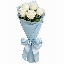 Букет 5 Белых роз Проуд в Мирный Самарская область
