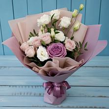 Букет цветов из:  Розы и Лизиантусы в Мирный Самарская область