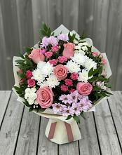 Букет цветов из:  Альстромерии, Гвоздики, Розы и Хризантемы в Мирный Самарская область