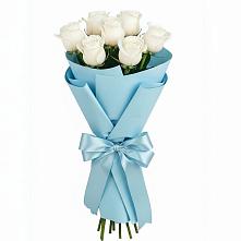 Букет 7 белых роз Проуд в Мирный Самарская область