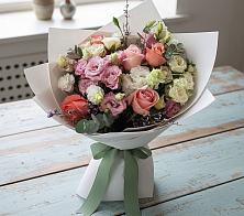 Букет цветов из:  Розы, Лизиантусы и Гвоздики в Мирный Самарская область